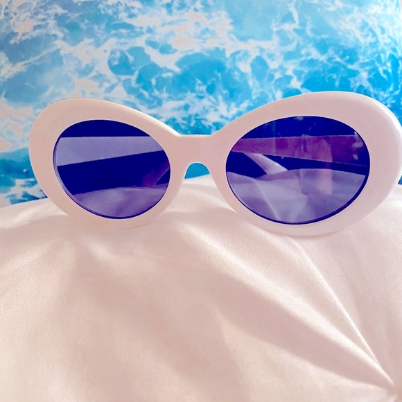 Accessories - NEW WHITE CLOUT SUNGLASSES
